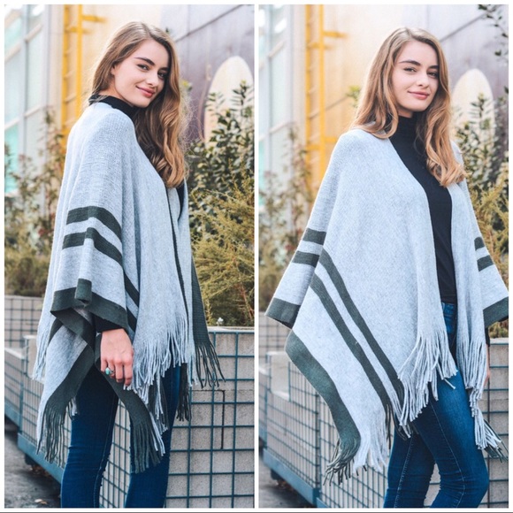 1 LEFT SALE‼️Layla Fringed Ruana - Picture 4 of 6